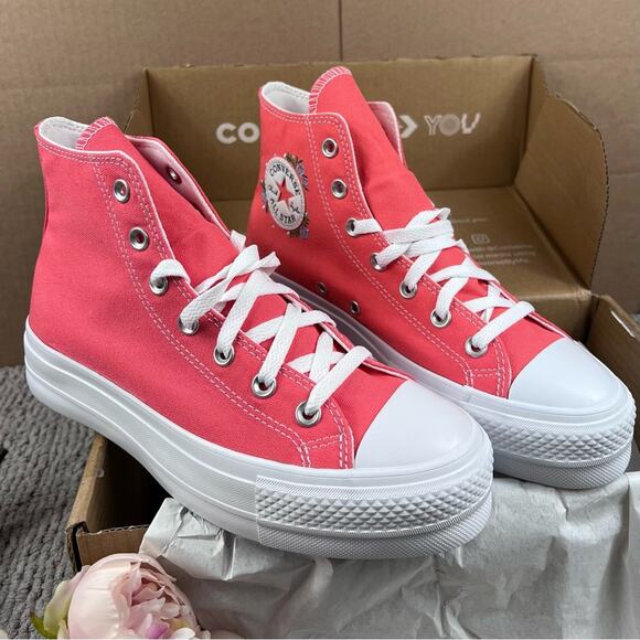 NEW Womens Size 8.5 Custom Converse CTAS Lift Hi Floral Embroidery Platform Shoe - Picture 6 of 9
